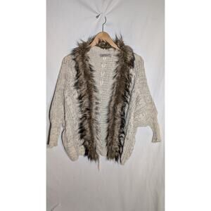Kaleidoscope Accessories Womens Open Front Cardigan Sz M/L Beige Faux Fur Trim